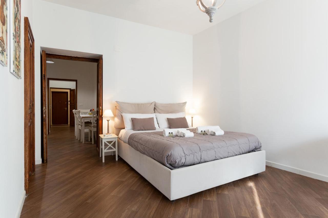 Quattro Canti Charming Flat Palermo Luaran gambar