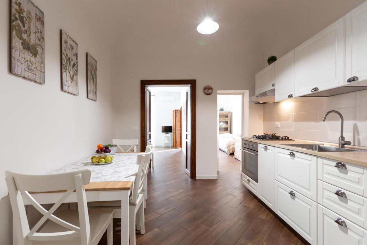 Quattro Canti Charming Flat Palermo Luaran gambar