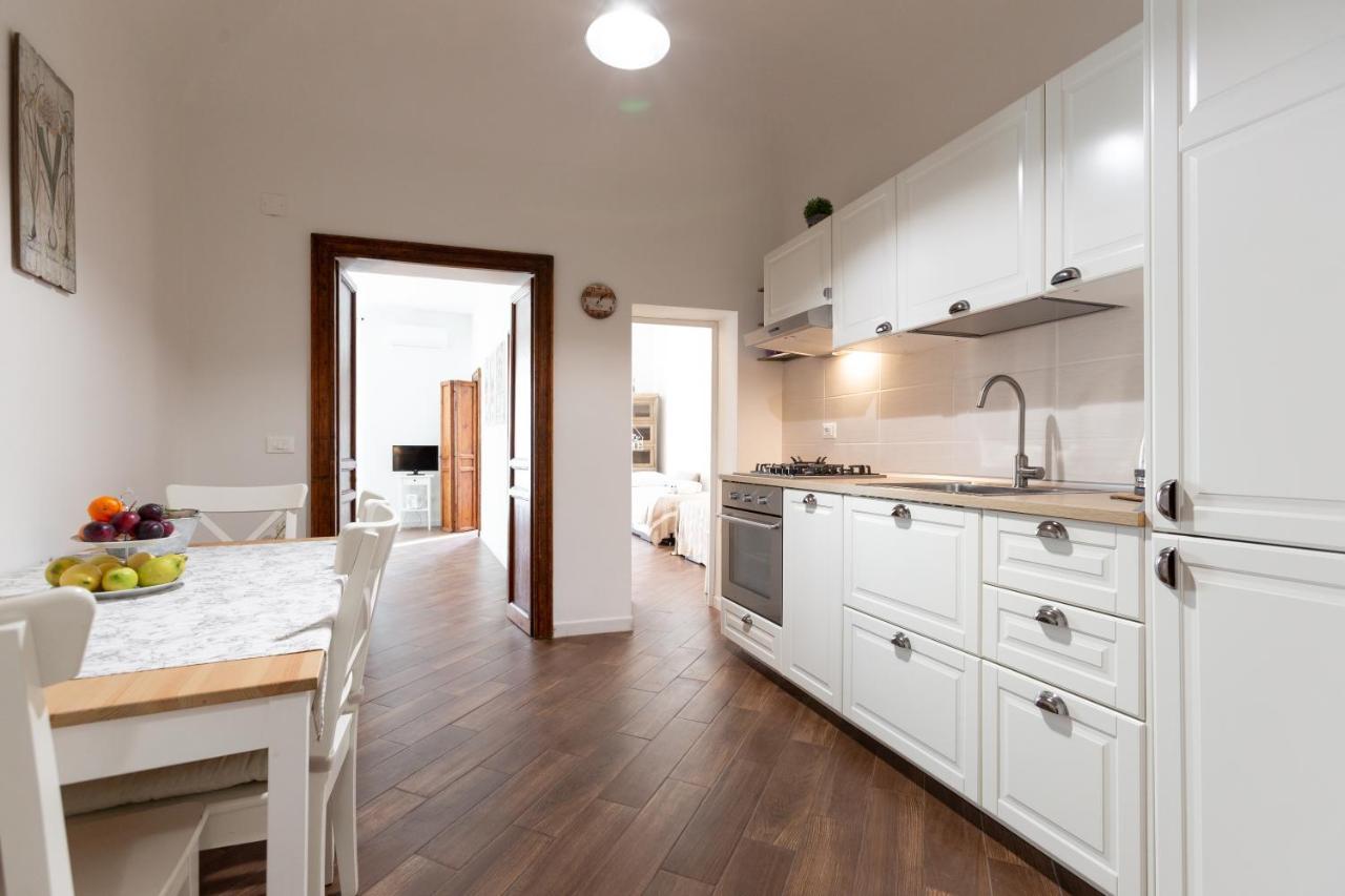 Quattro Canti Charming Flat Palermo Luaran gambar