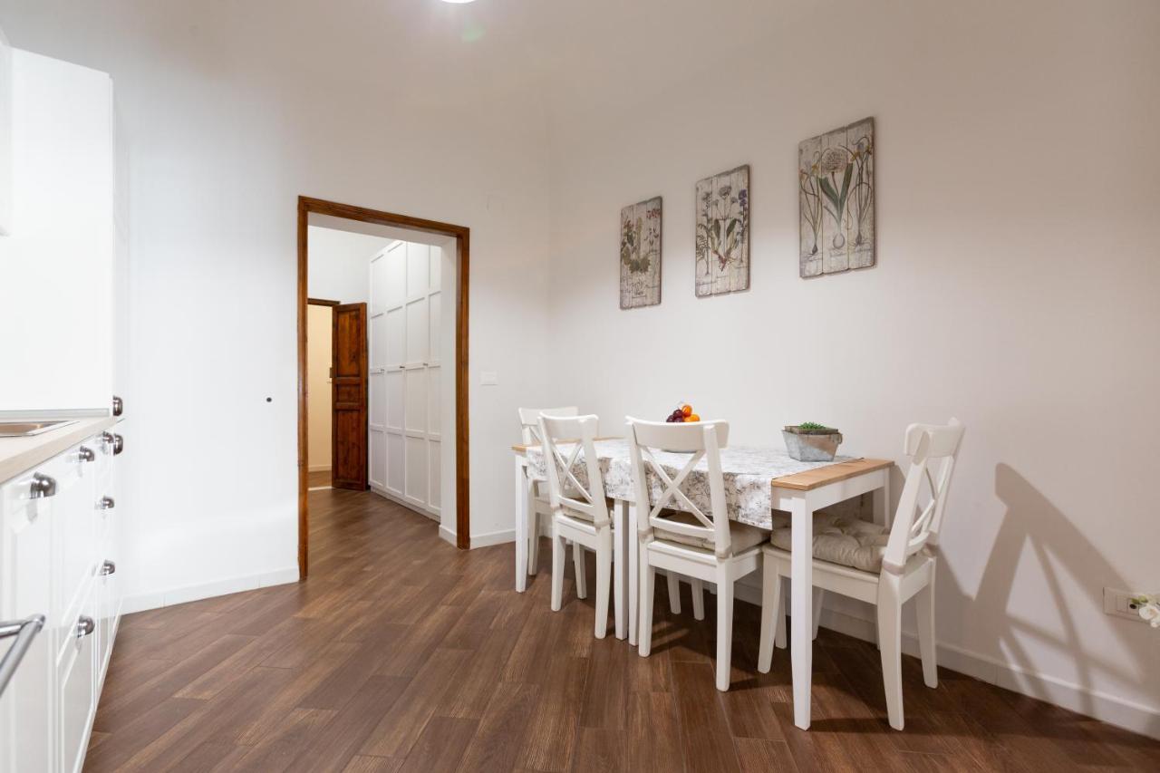 Quattro Canti Charming Flat Palermo Luaran gambar